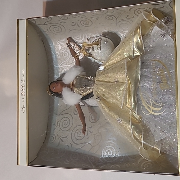 Barbie Special 2000 Edition NWT - Picture 1 of 10